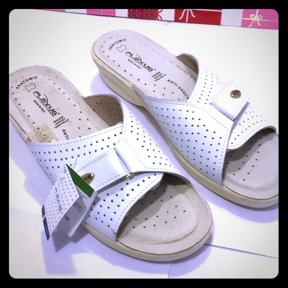 HP 10/20 NWT FLEXUS Kea Suede Slide Sandal. Size11 - Picture 4 of 7